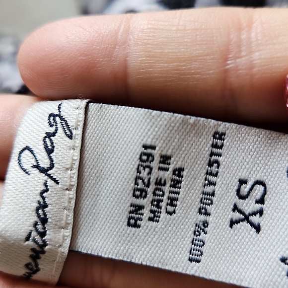 American Rag $5 - Picture 8 of 9